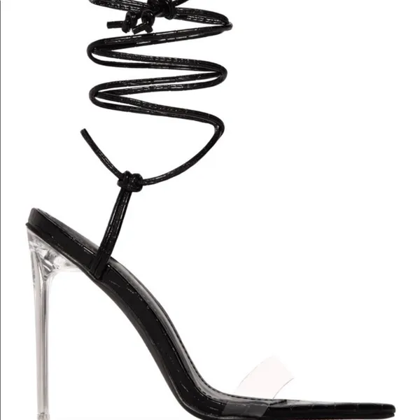 So Me Black Strappy Heels Size 6 - Image 3