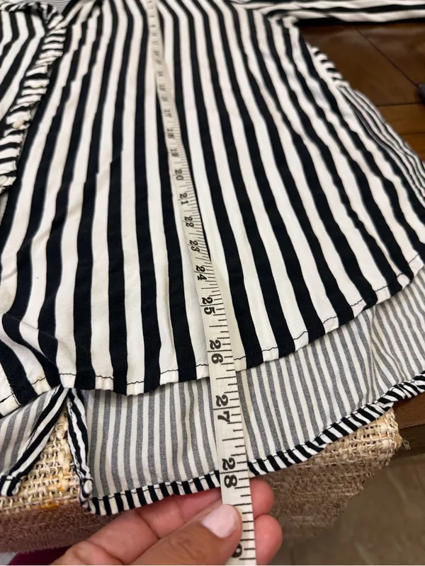 Jane + Delancey Black & White Striped Button Up Hi-Low Blouse Size L - Image 6
