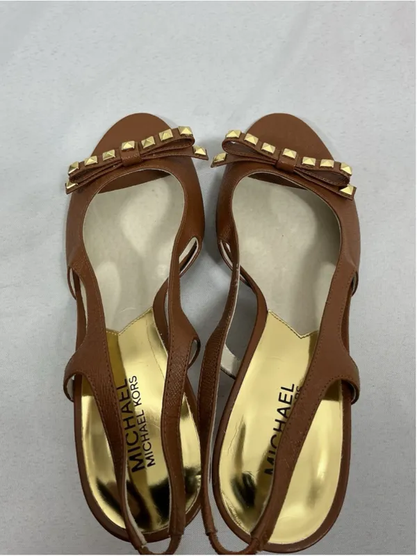 Womans Excellent Condition Michael Kors Sling Back Stiletto Heels 10 M Brown - Image 4