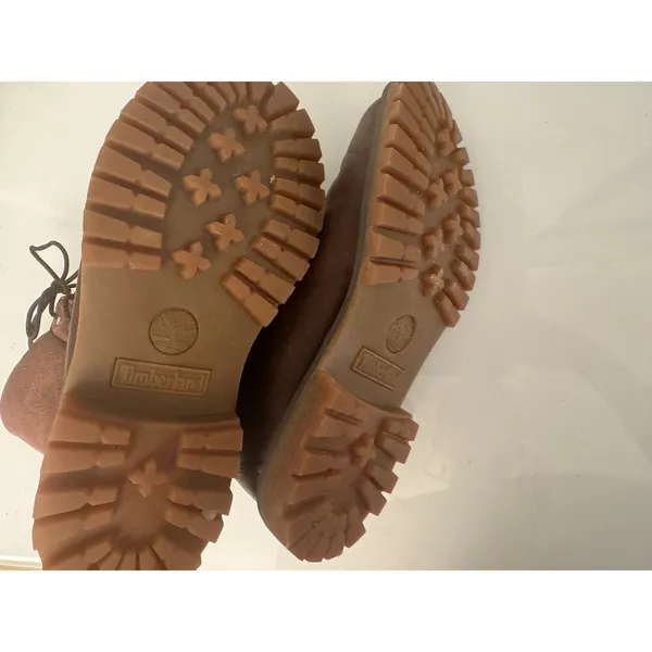Timberland Women's brown suede colorblock pattern lace up boot size 7.5 - Image 5