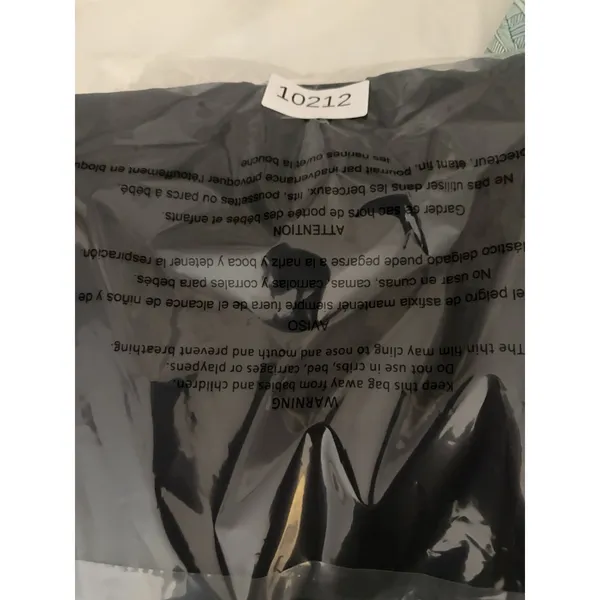 lululemon cropped black leggings size 12 no front seam - Image 8