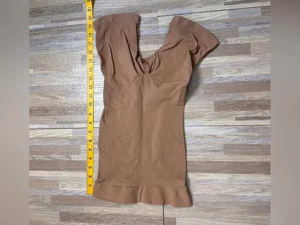 SKIMS Sculpting High-Waist Short in Beige - Image 3