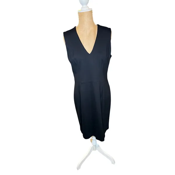 Banana Republic Petite Black V Neck Sleeveless Sheath Dress Work Elegant Size 10 - Image 3
