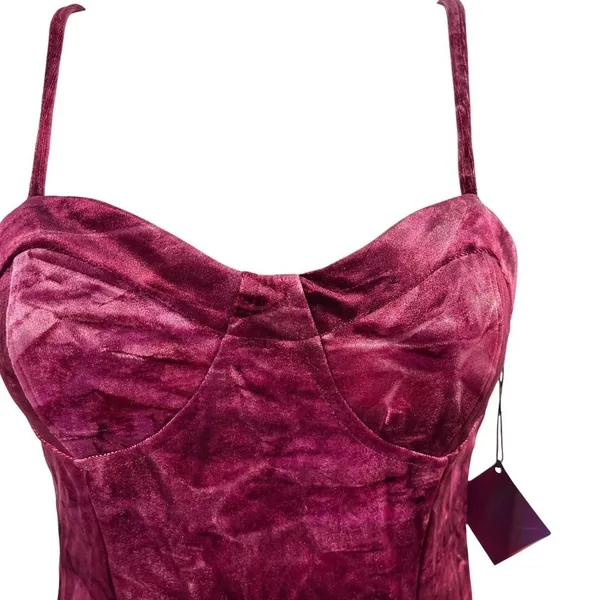 NWT Forever 21 Party Collection Velour Bodysuit Burgundy Strappy Bustier M - Image 4