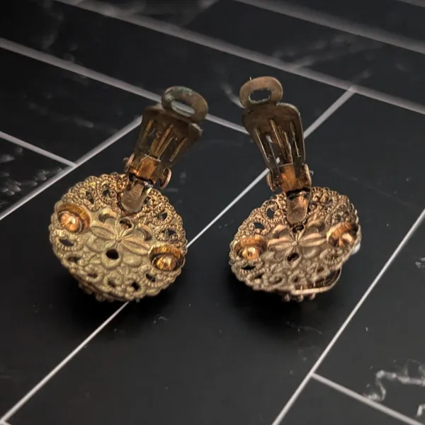 Vintage Clip On Earrings Stunning & Elegant Brassy Tone/Dark Gold Tone - Image 4