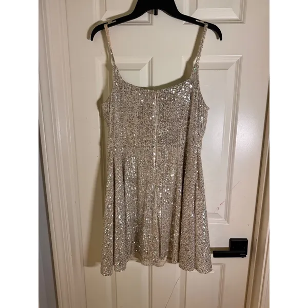 Morgan & Co Champagne Sequin Fit & Flare Party Dress Size 13 Homecoming Cocktail - Image 4