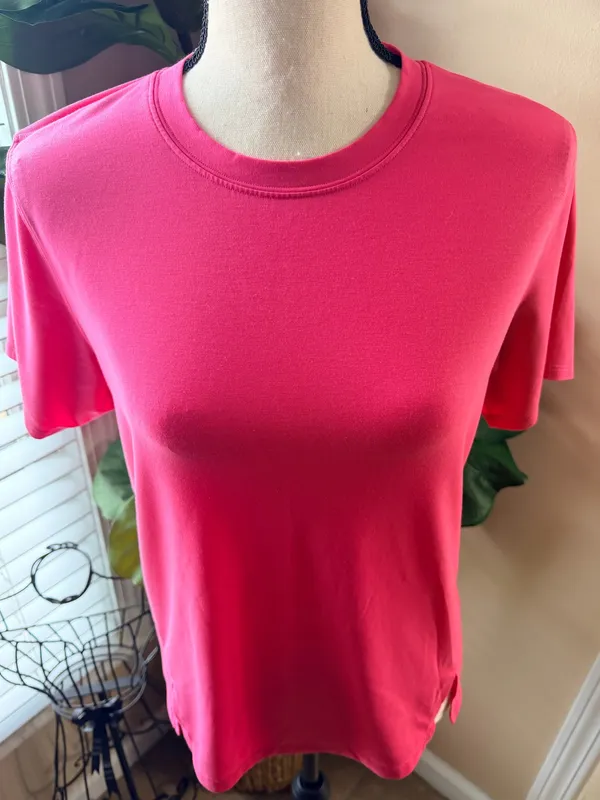 lululemon athletica Short Sleeve Crew Tee in Vibrant Pink - Image 2