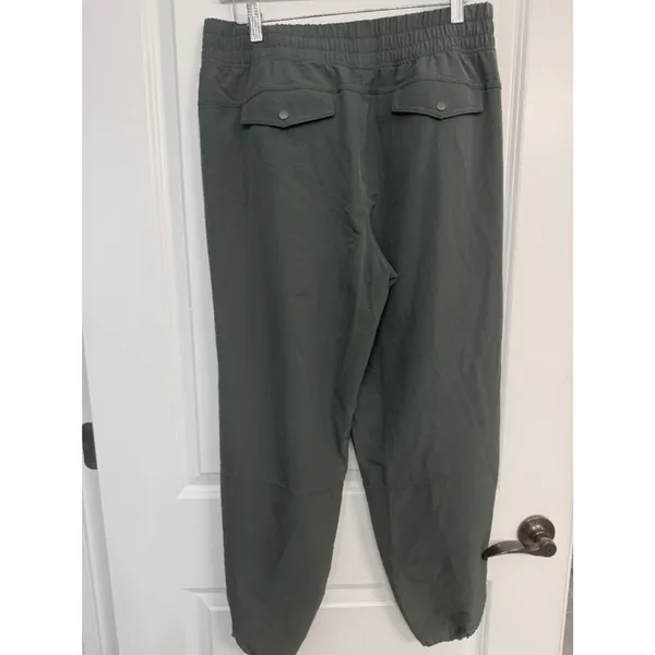 NWT Apana Green Cargo Jogger Pants L - Image 4