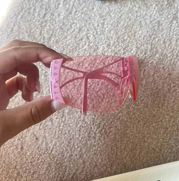 Retro Pink Sunglasses - Image 2
