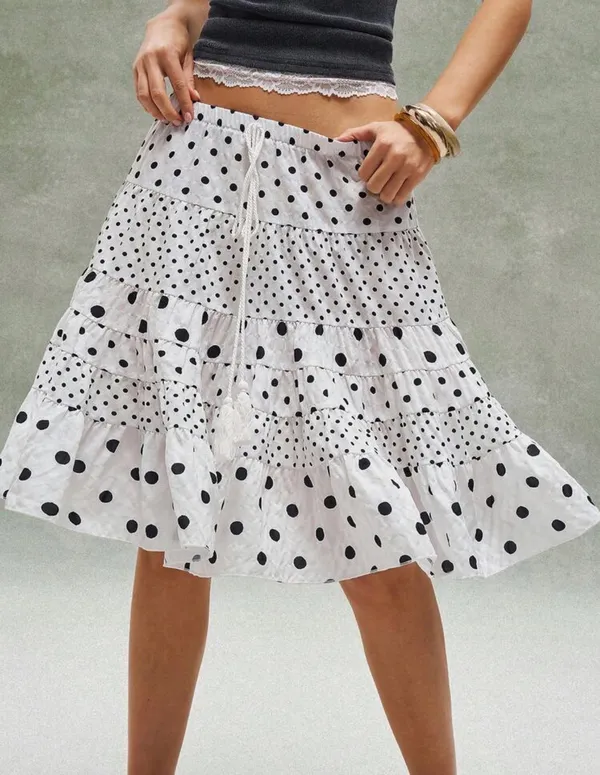 Boutique White and Black Midi Skirt - Image 2