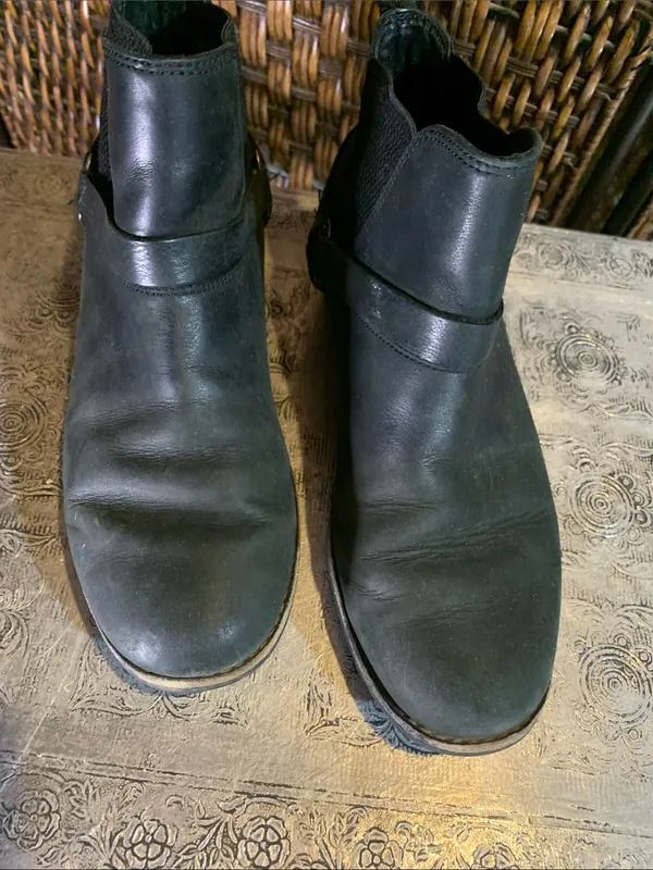 Teva Black Leather Booties Size 6.5 - Image 2