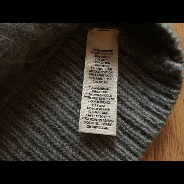 White House black market gray knit wool rabbit hair neck warmer women’s shawl - Image 4