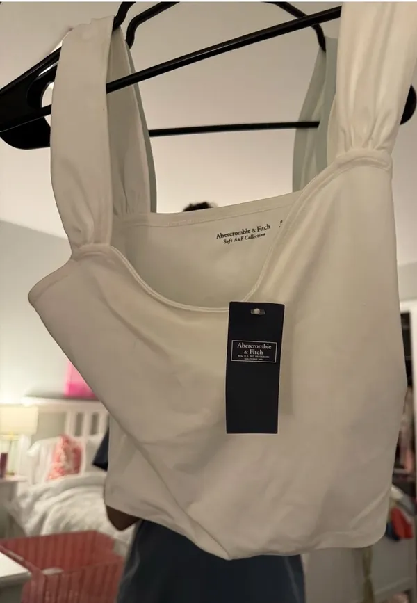 Abercrombie & Fitch top - Image 2