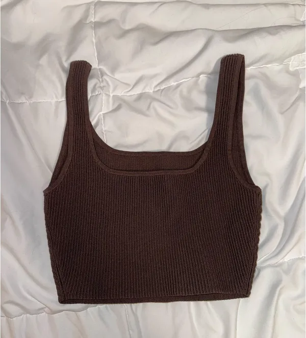 Aritzia Babaton tank - Image 2