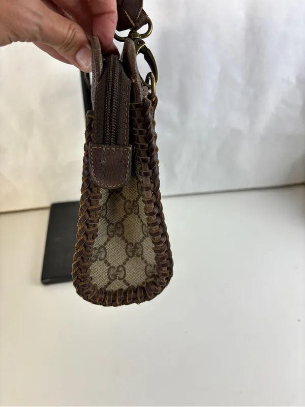 Gucci Beige and Brown GG Canvas Crossbody Bag with braid trim - Image 5