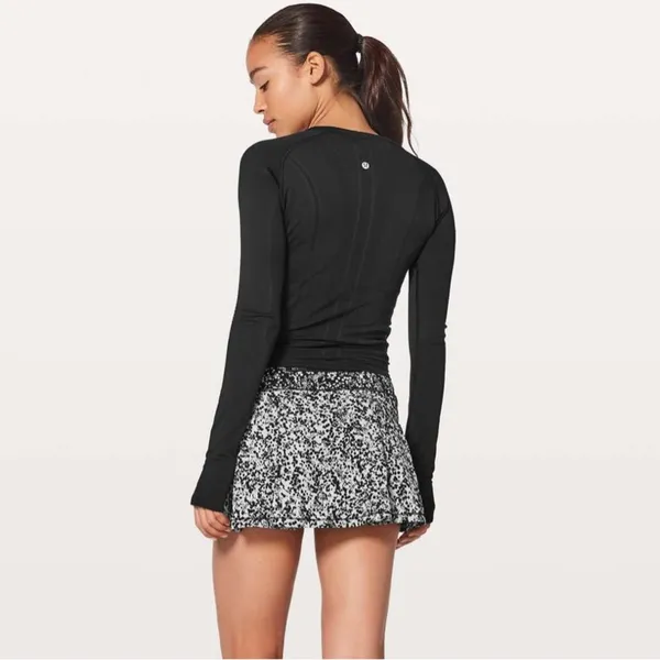 Lululemon Pace Rival Skirt Chirakasu Alpine White/Chirasu Black 10 - Image 2