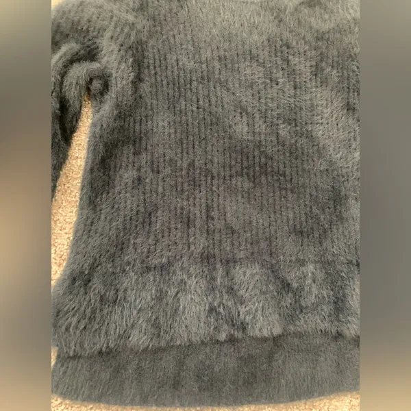 Banana republic eyelash ribbed black sweater - Image 3