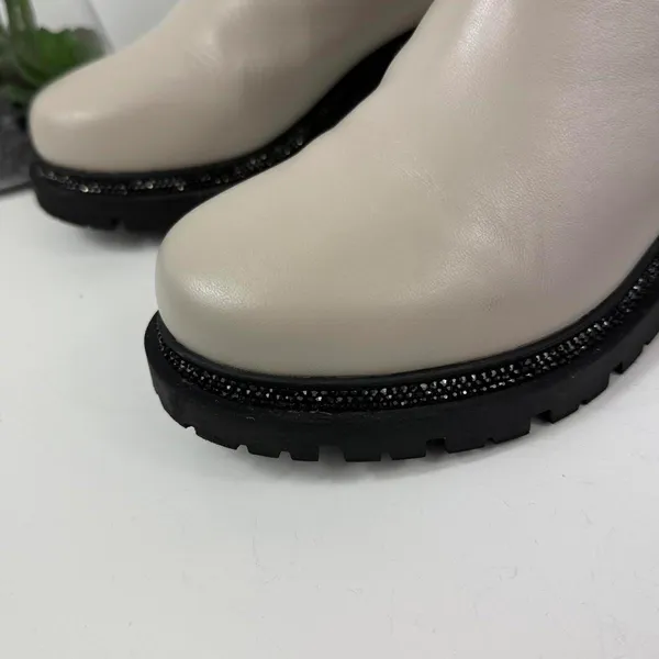 DKNY Cute New Womens Boots Size 5 - Image 2