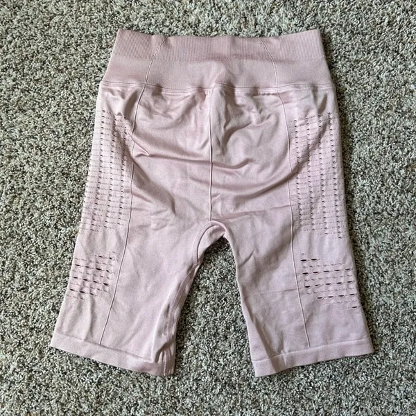 Gymshark Glow Seamless Shorts - Image 5