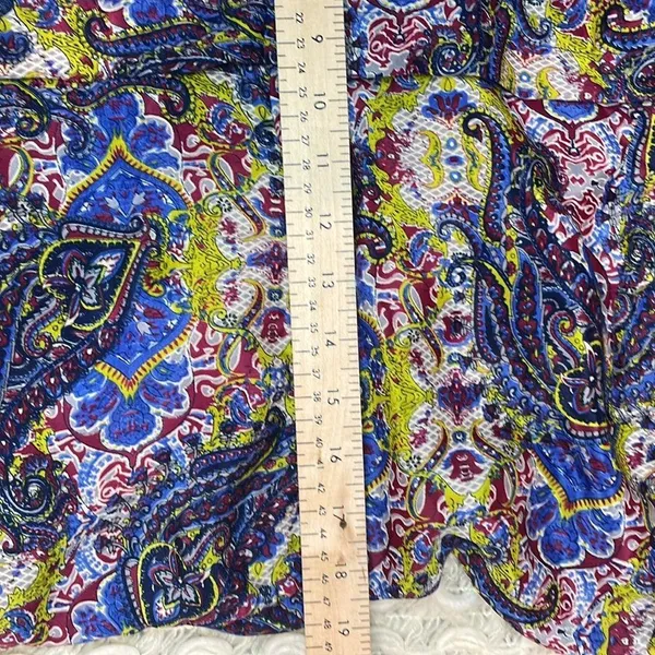 Lightweight short romper with short sleeves and pockets button front paisley NEW - Image 3