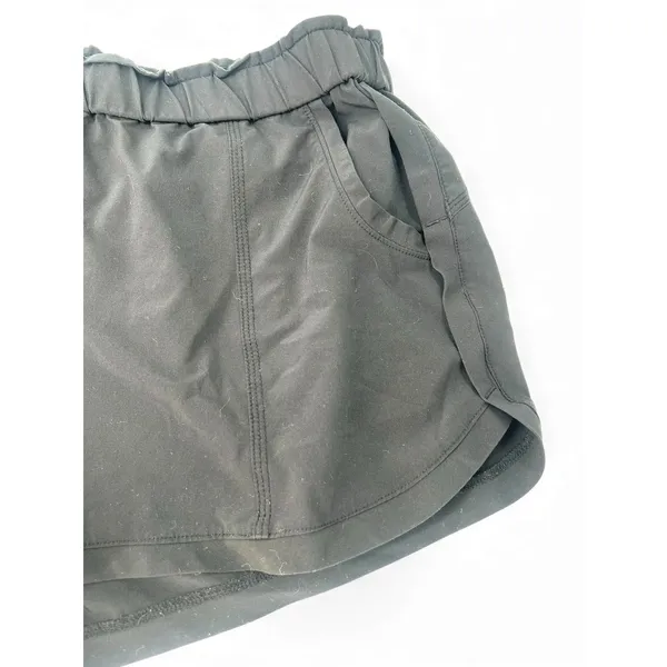 athleta S Mid Rise 3" Run Short lightweight elastic Active wear black 3" inseam - Image 3