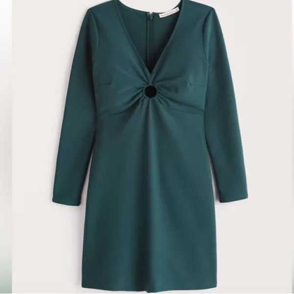 Abercrombie and fitch hunter green long sleeve peep hole dress size Small - Image 5
