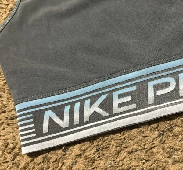 Nike sports bra - Image 2