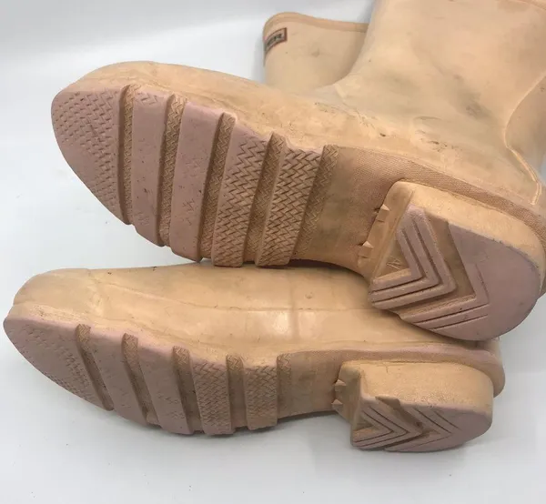 Unisex Hunter Boots Cream Size US 2M/3F - Image 6