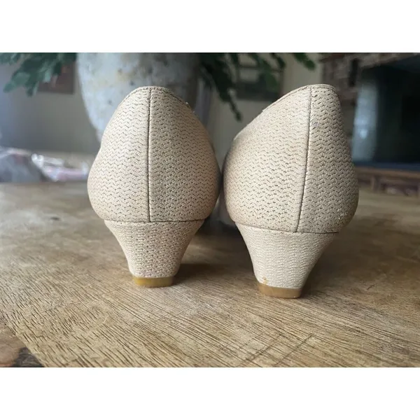 Rangoni Of Florence Italy women Size 6.5 leather Fabrics Bow Tie pump Shoes - Image 3