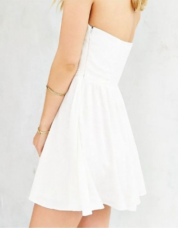Kimchi Blue White Strapless Dress S - Image 3