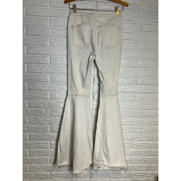 We the free white high rise flare jeans raw hem women's size‎ 25 trendy modern - Image 5