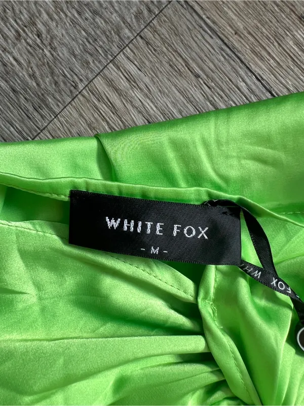 NWT white fox perfect vibe maxi‎ skirt M - Image 4