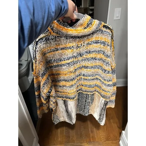 POL tunic sweater size woman's small‎ - Image 4