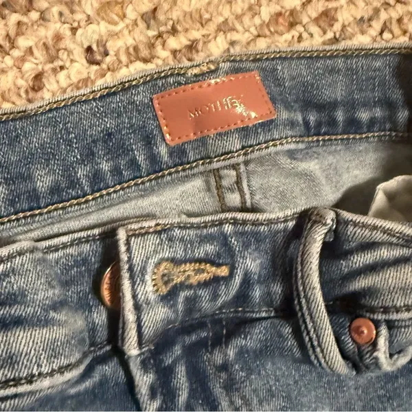 Mother Denim The Rascal Ankle Fray Bonfire Lighning Light Wash Jeans- Size 27 - Image 8