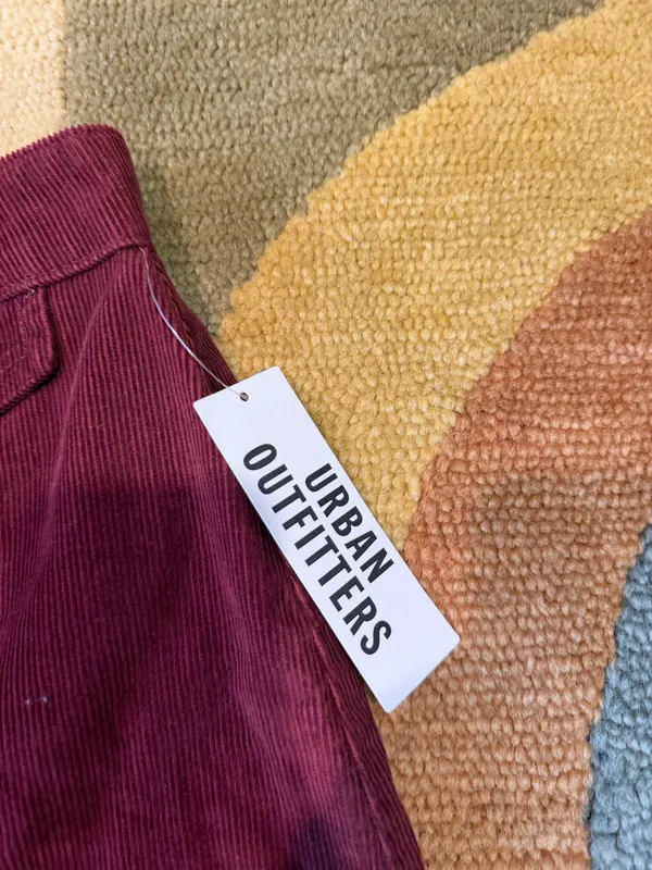 NWT BDG Urban Outfitters Maroon Corduroy Mini Skirt High Waisted Size Medium - Image 2