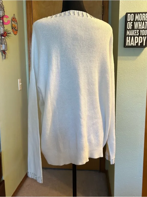 Express white long sleeve crew neck sweater rhinestone embellishments size L - Image 5