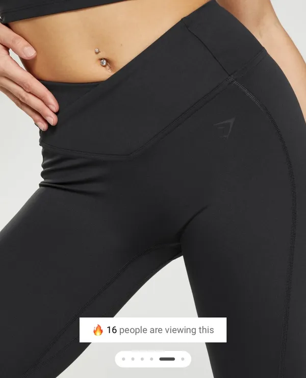 Gymshark No Front Seam Crossover Leggings in Black Sz Medium - Image 3