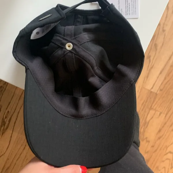 Lululemon NWT  baller soft hat - Image 2
