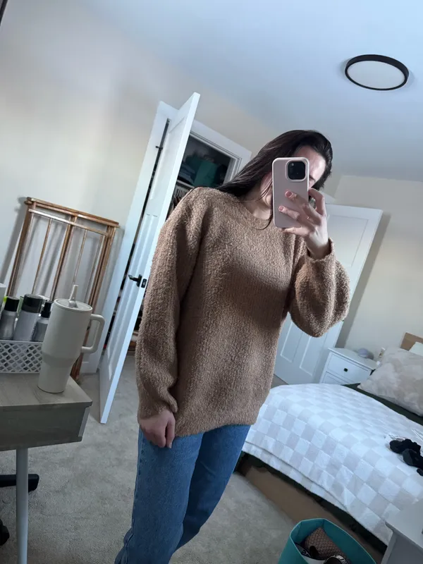 Target Women’s crewneck sweater - Image 3