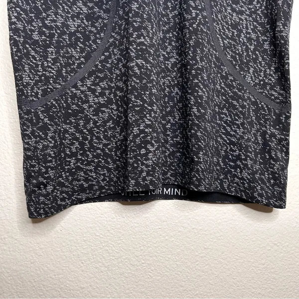 Lululemon Swiftly Tech Short Sleeve shirt 12 - Image 4