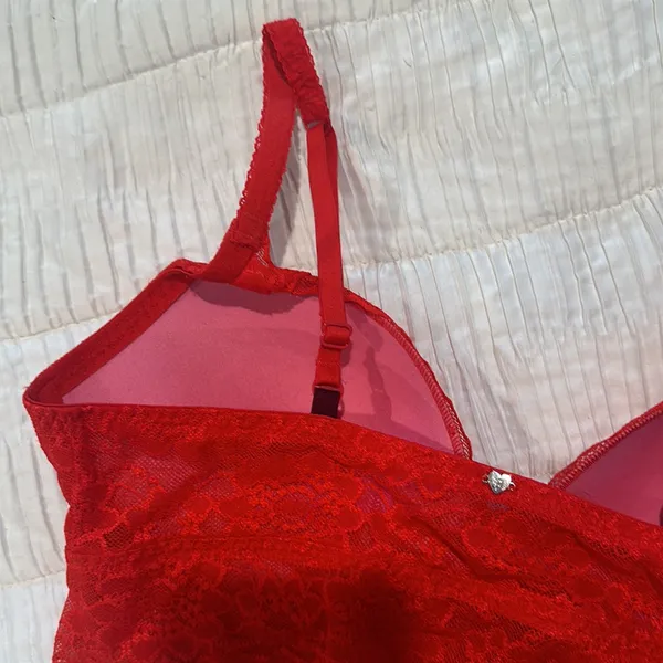 MOVING SALE-VS PINK Red Lace Wired Bralette - Image 6