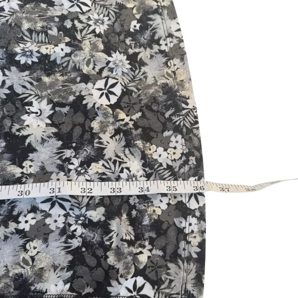 Patagonia Womens‎ Floral Athletic Dress Medium Gray Black White Neutral Outdoor - Image 8