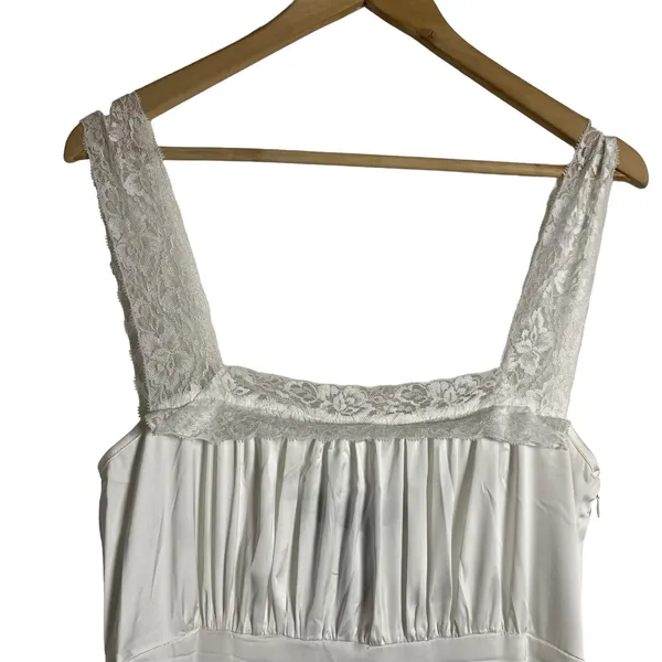 Lioness Vintage Ballerina Porcelain White Lace Trim Sleeveless Maxi Dress Size M - Image 6