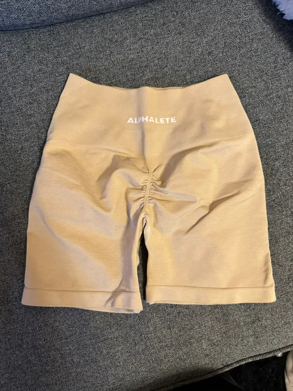 Alphalete Amplify Shorts - Image 2
