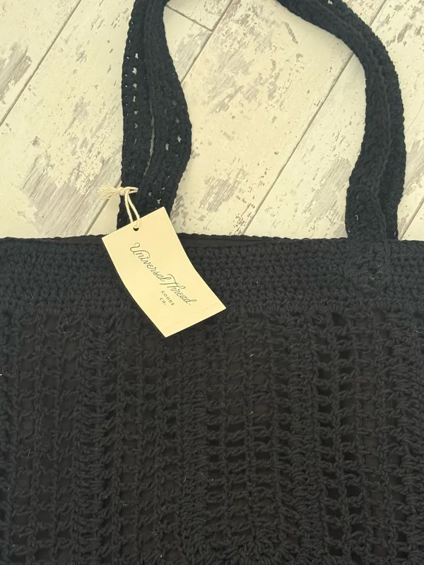 Universal Threads Beach Bag Thread Tote - Image 2