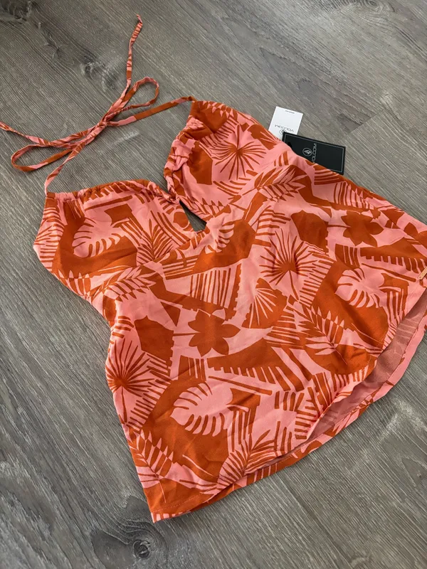 NWT Volcom Floral Halter tank top (S) - Image 4