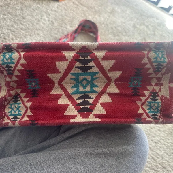 Wrangler Aztec Purse - Image 4