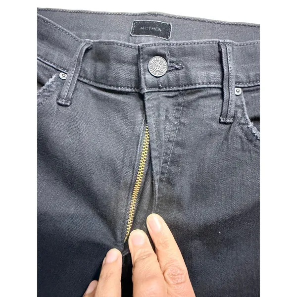 Mother The Insider Crop Step Fray Jeans in Not Guilty Black Mid Rise Size 29 - Image 7