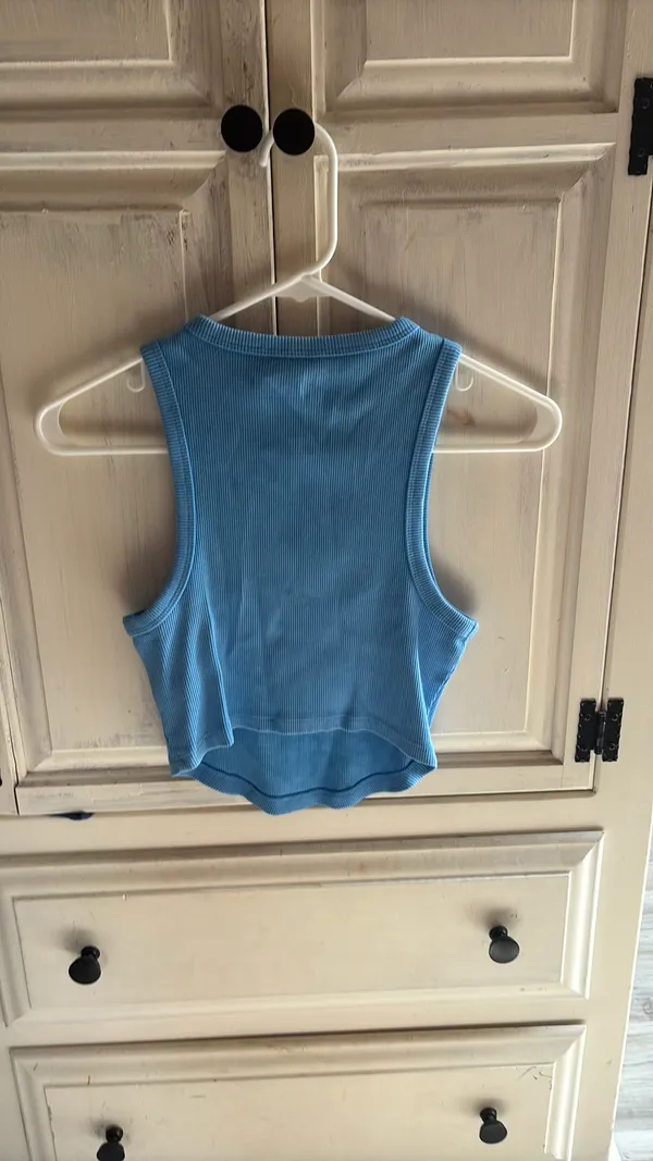 Aerie tank - Image 3