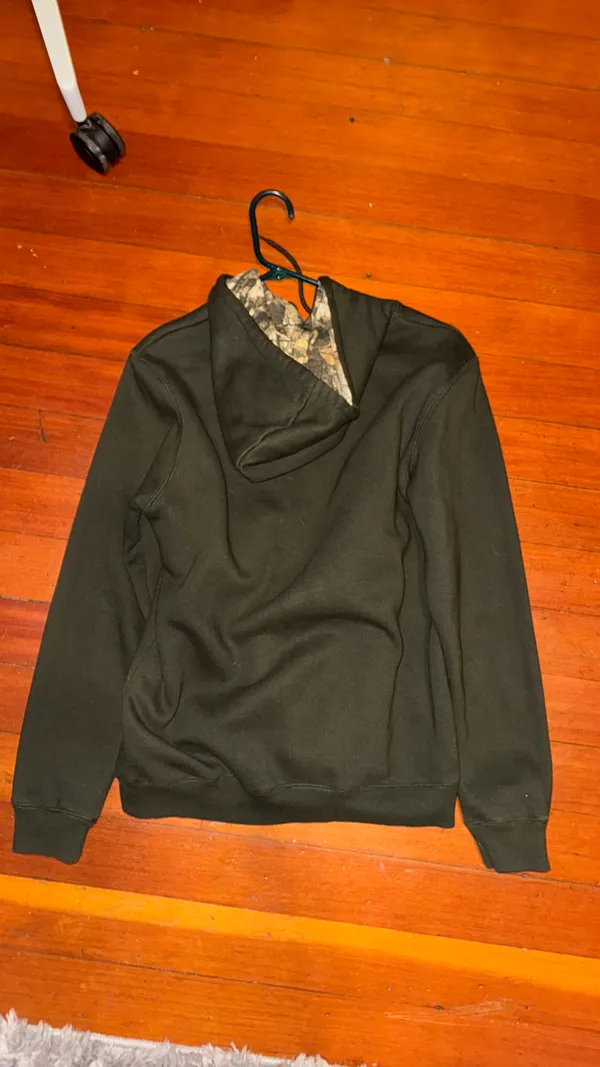 Real Tree Camouflage Jacket - Image 2